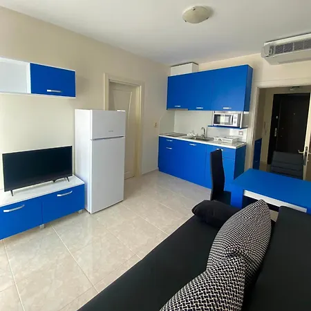 Irina Apartment *