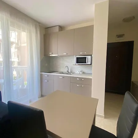Irina Apartment